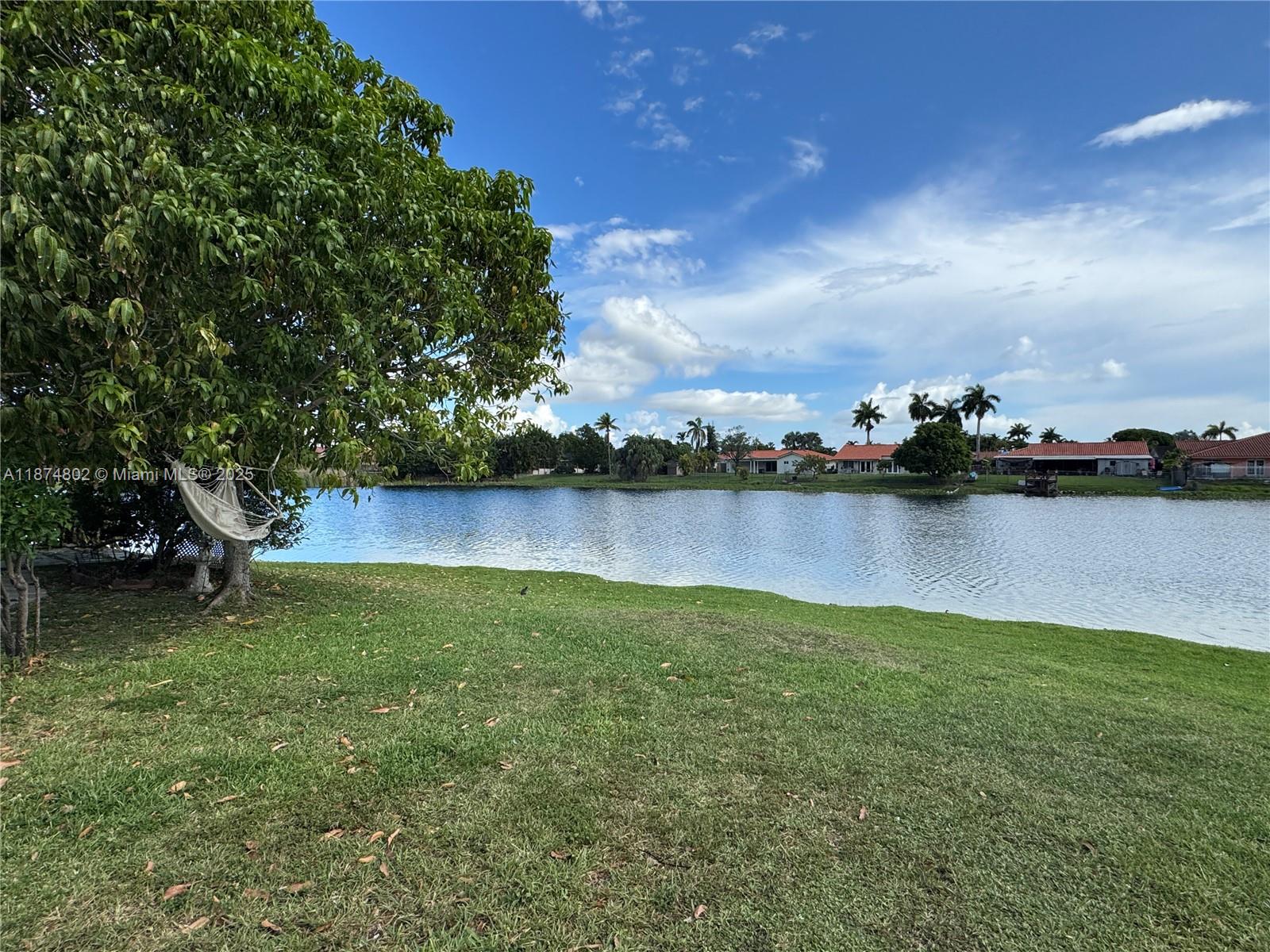 PLAYA LAGO CONDO PH II - Residential