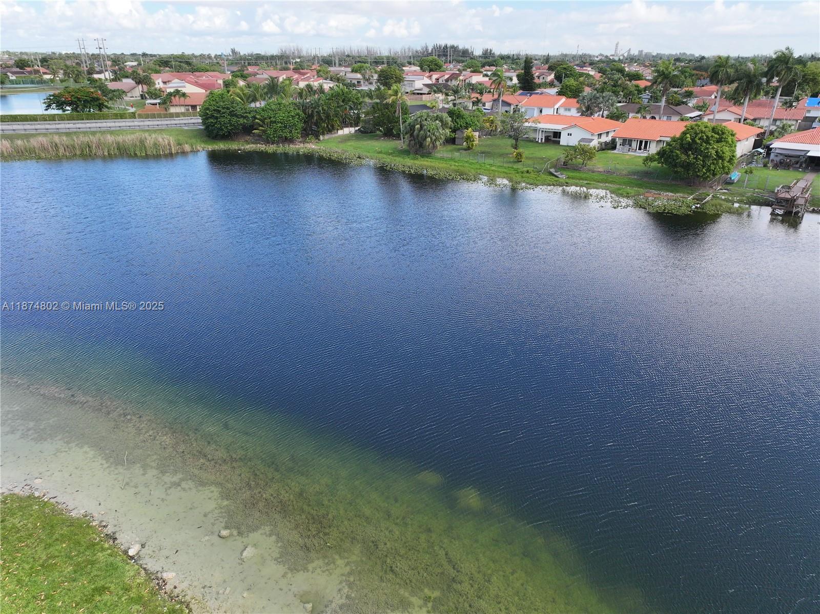 PLAYA LAGO CONDO PH II - Residential