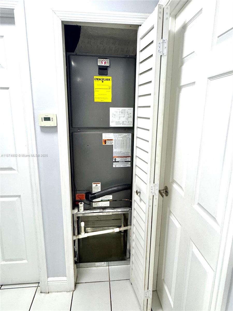 PLAYA LAGO CONDO PH II - Residential