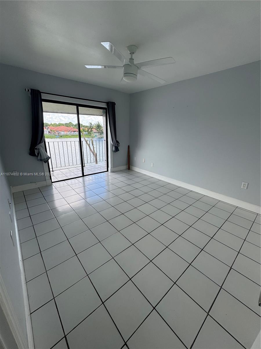 PLAYA LAGO CONDO PH II - Residential