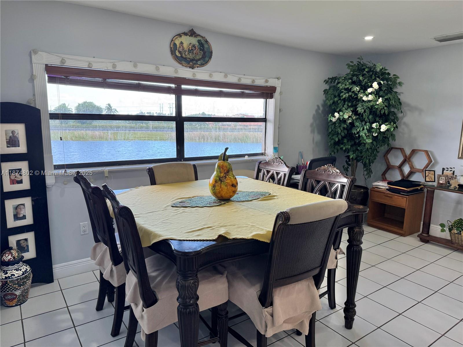 PLAYA LAGO CONDO PH II - Residential