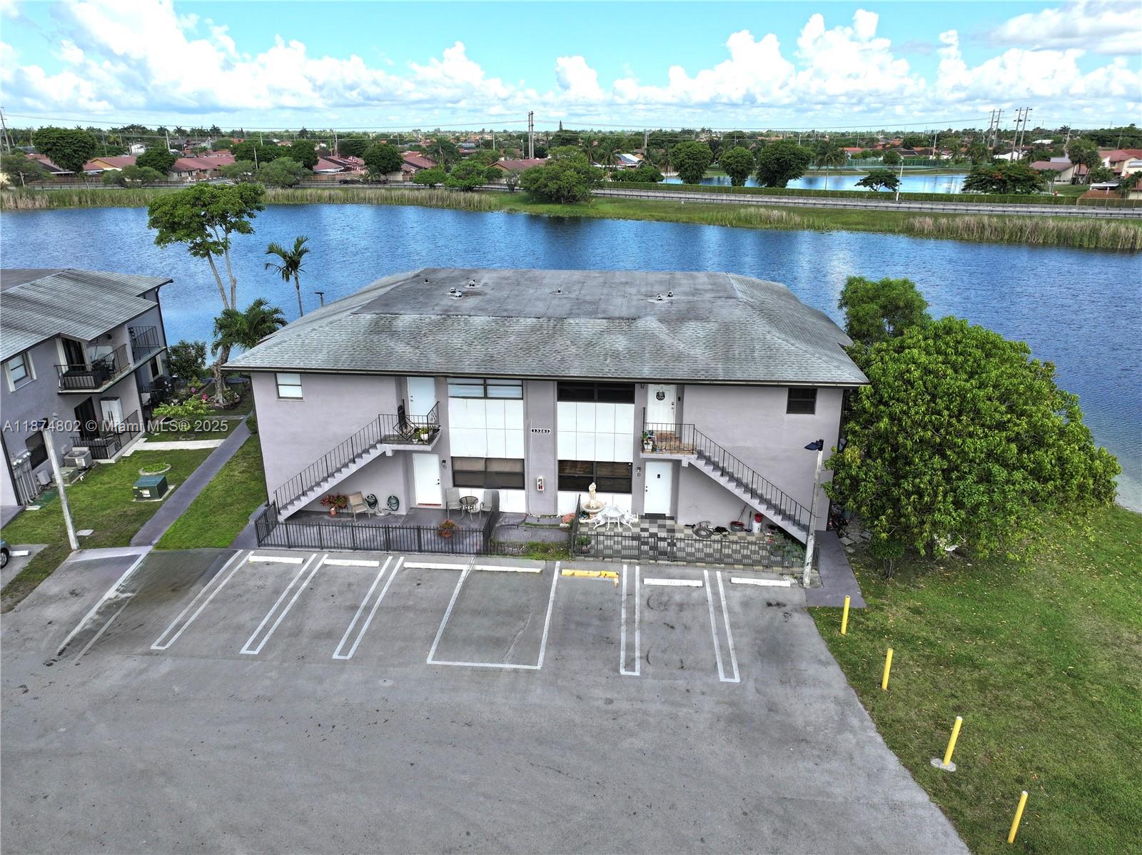 PLAYA LAGO CONDO PH II - Residential