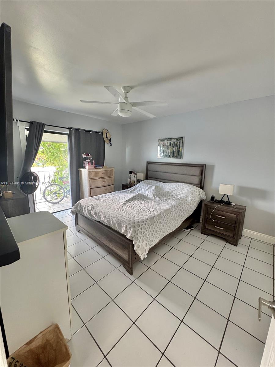 PLAYA LAGO CONDO PH II - Residential