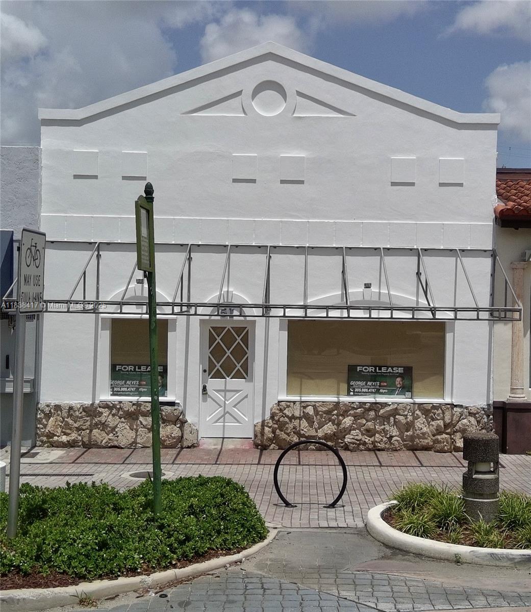 Over 2,000 SF of fully renovated Retail/Office space available in the heart of Downtown Homestead, ideally positioned along the main Krome Avenue corridor directly across from Losner Park. This high-visibility location offers constant pedestrian activity, a strong traffic count, and excellent frontage exposure. Zoned B-1 Commercial, the property features high ceilings, a mezzanine level, a convenient roll-up door, and four private parking spaces—making it a perfect fit for a variety of retail or professional office uses. Turn Key Ready!