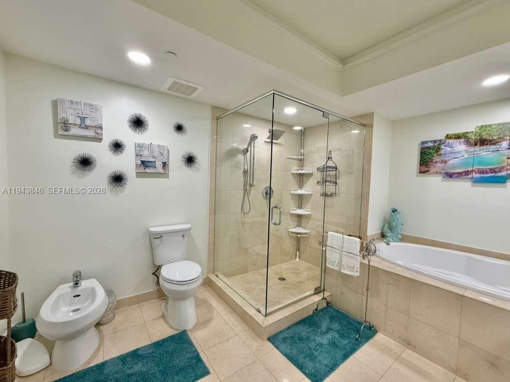 BEACH CLUB TWO CONDO - Residential Lease