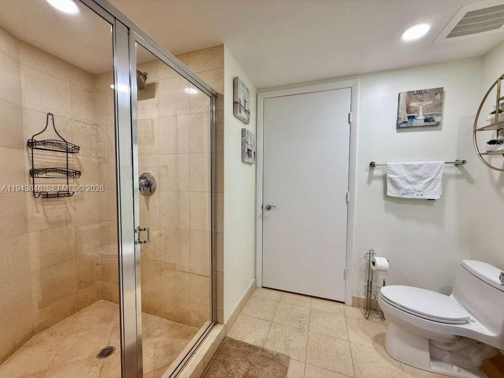 BEACH CLUB TWO CONDO - Residential Lease