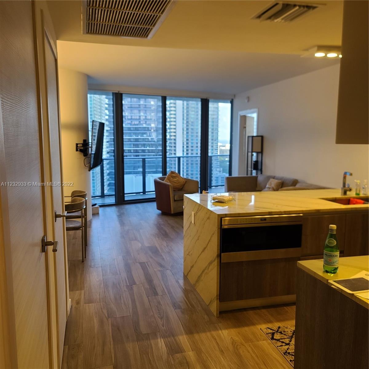 801 SMA RESIDENCES CONDO - Residential