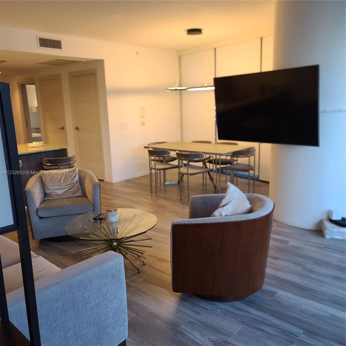 801 SMA RESIDENCES CONDO - Residential