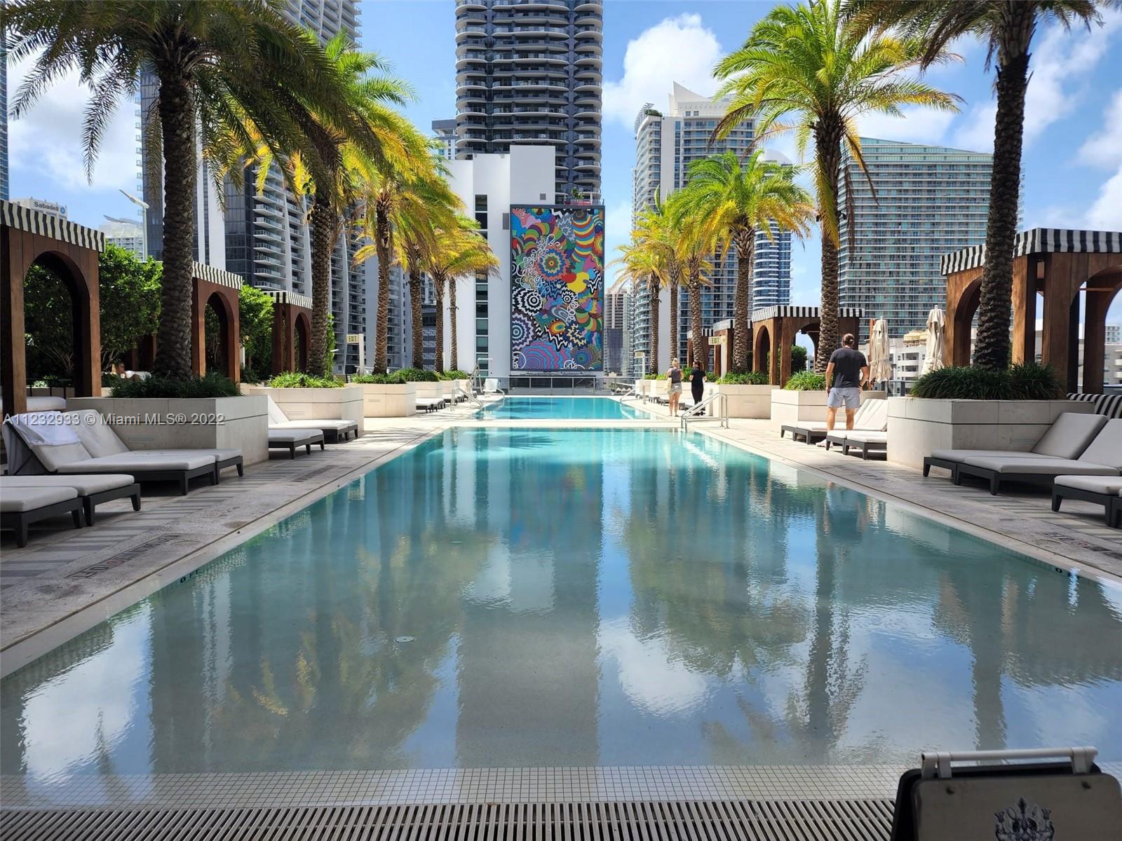 801 SMA RESIDENCES CONDO - Residential