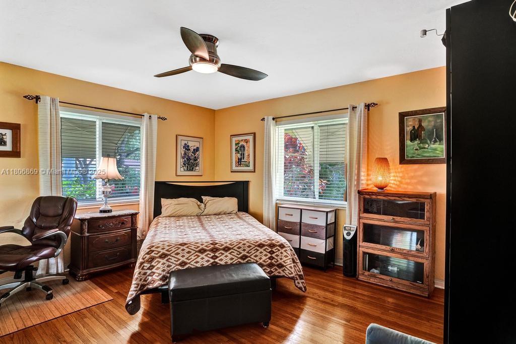 MIAMI SHORES SEC 6 - Residential