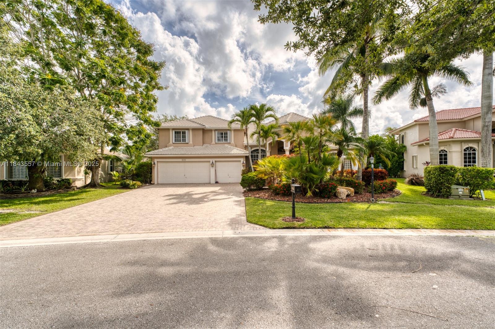 6153 NW 120th Ter