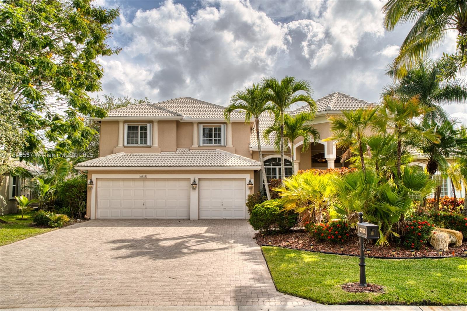 6153 NW 120th Ter