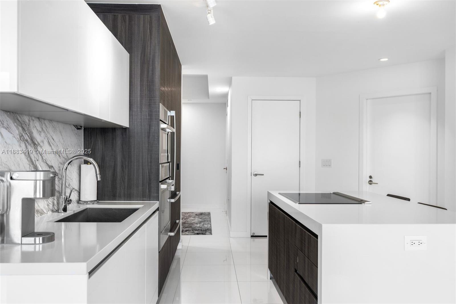 PARAMOUNT MIAMI WORLDCENT - Residential