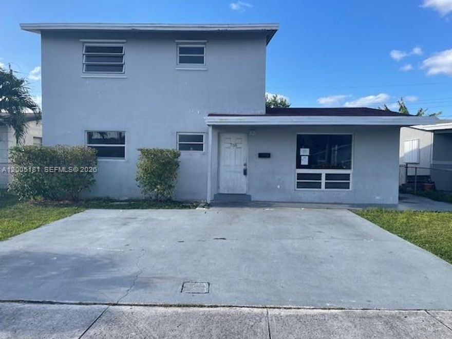 Don’t miss this opportunity to own a 3-bedroom, 2-bath single-family home located in the heart of Dania Beach. This property features a functional layout with strong potential for renovation and customization, making it an excellent choice for both homeowners and investors.

Situated in a highly desirable location, the home is just minutes from Fort Lauderdale-Hollywood International Airport, major highways, shopping centers, dining options, and the beach.
