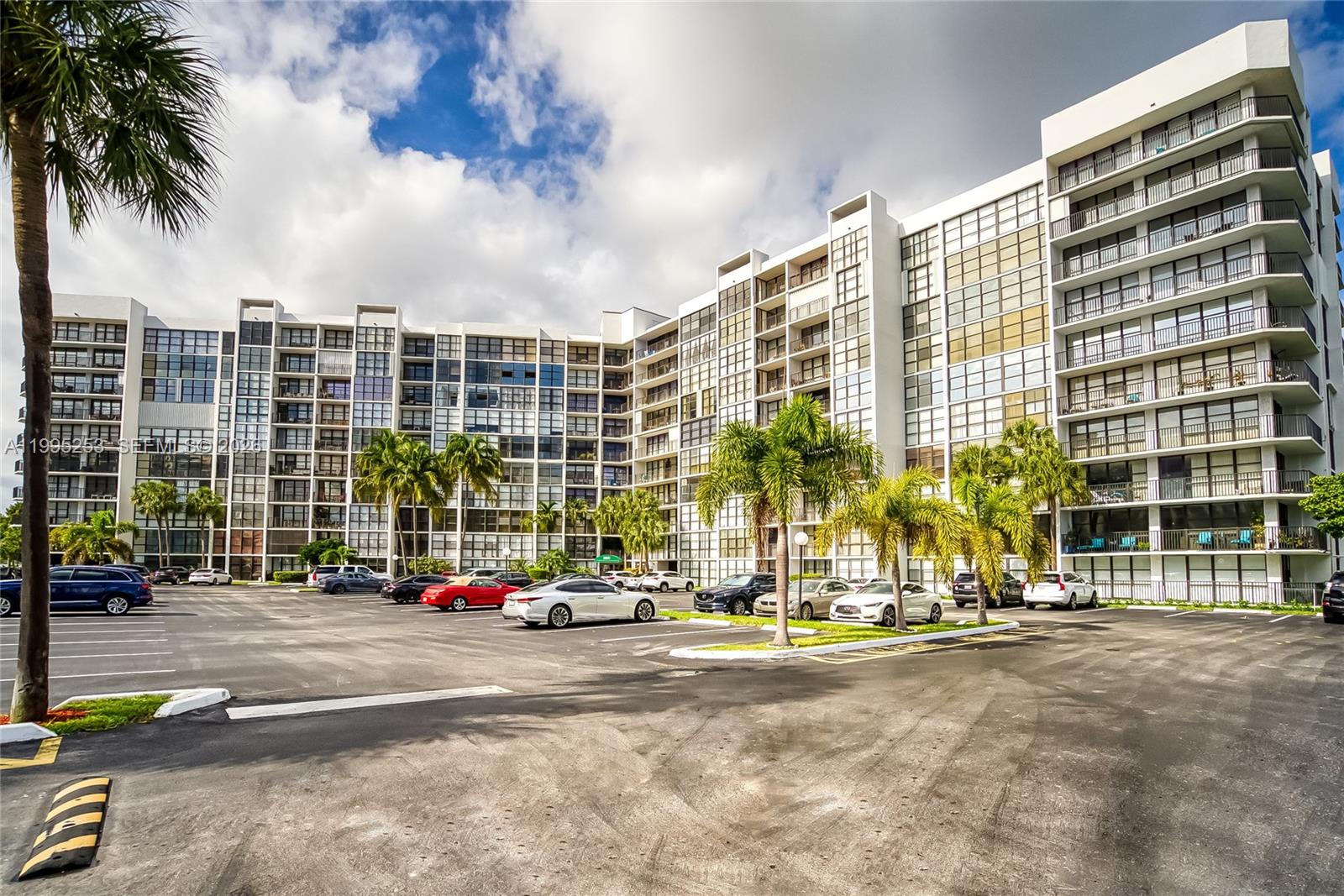 OCEANVIEW PARK CONDO - Residential