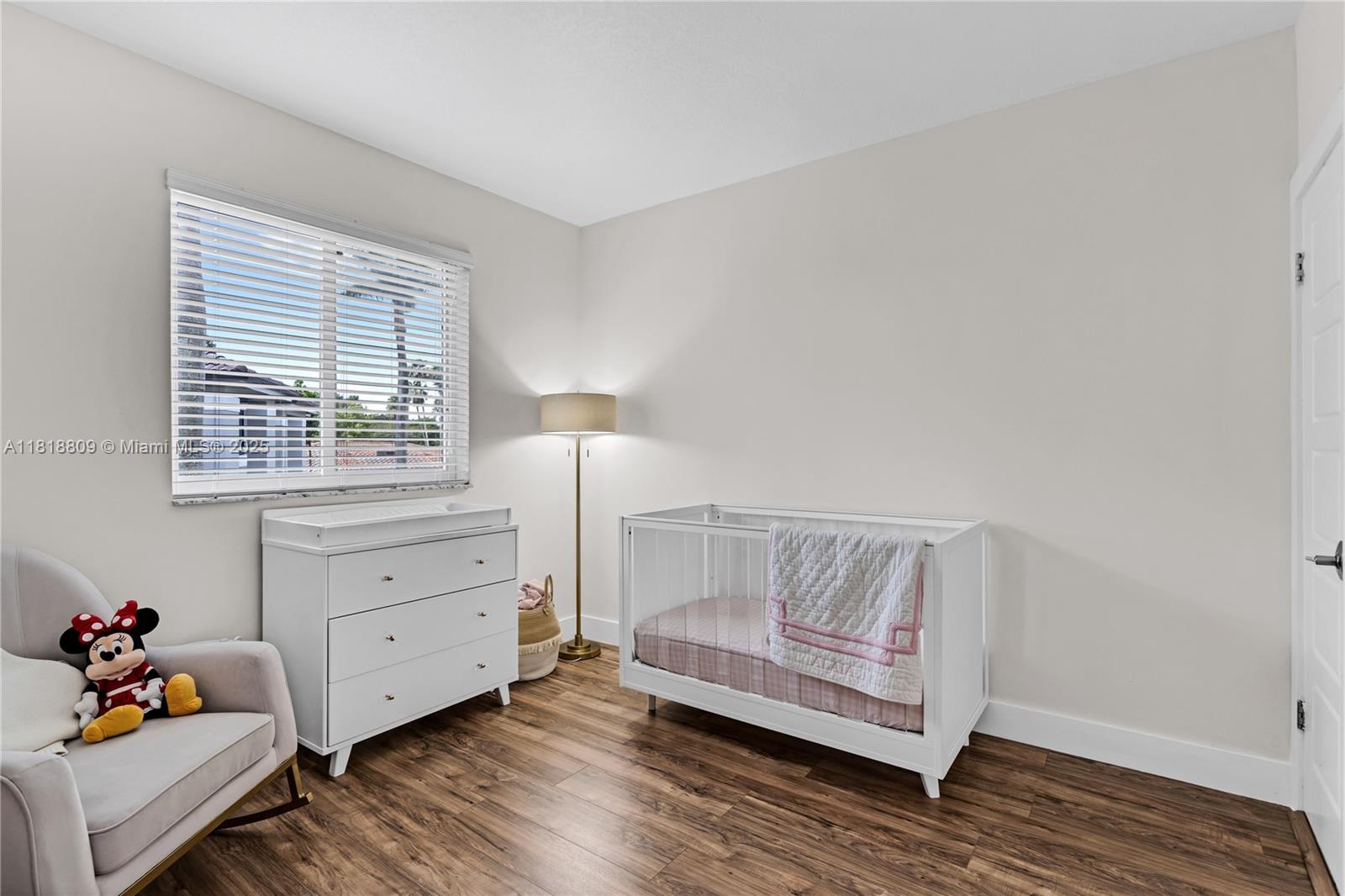 LAKES OF THE MEADOW SEC 5 - Residential