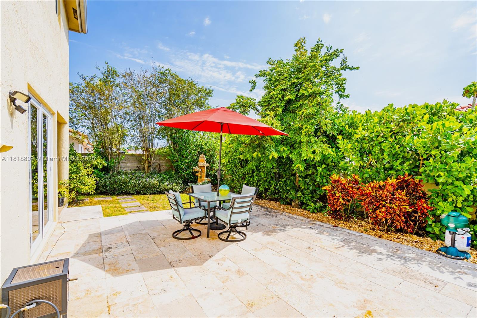 LAKES OF THE MEADOW SEC 5 - Residential