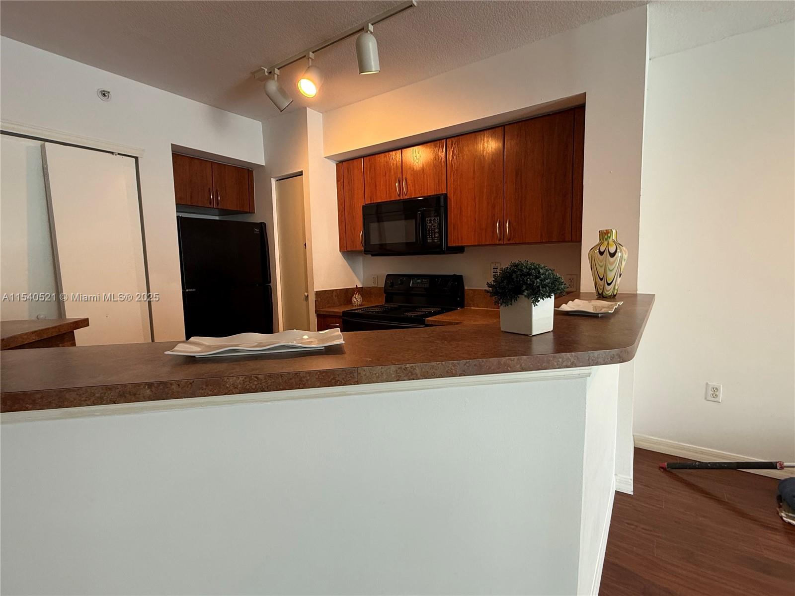 THE WAVERLY AT SURFSIDE B - Residential