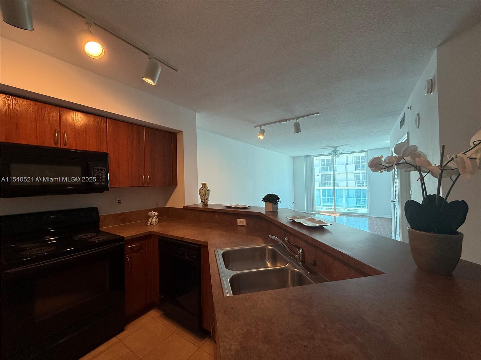 THE WAVERLY AT SURFSIDE B - Residential