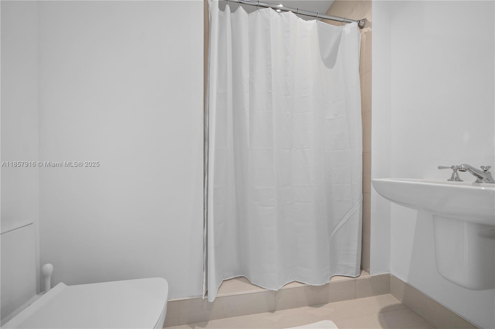 15701 COLLINS CONDO - Residential Lease