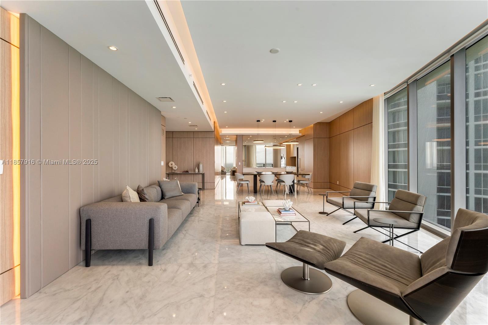 15701 Collins Ave 3901