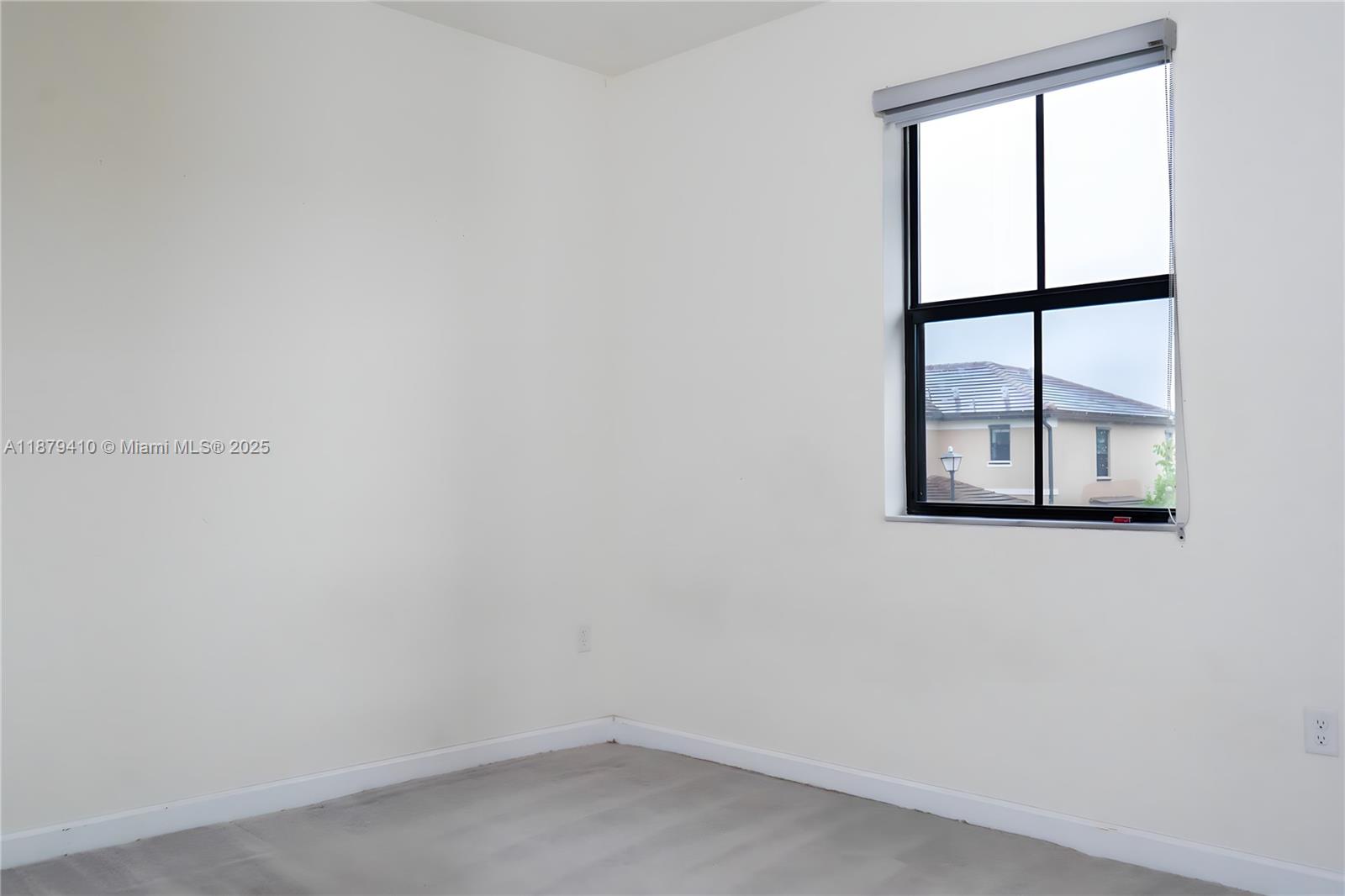 AQUABELLA SECTION ONE - Residential