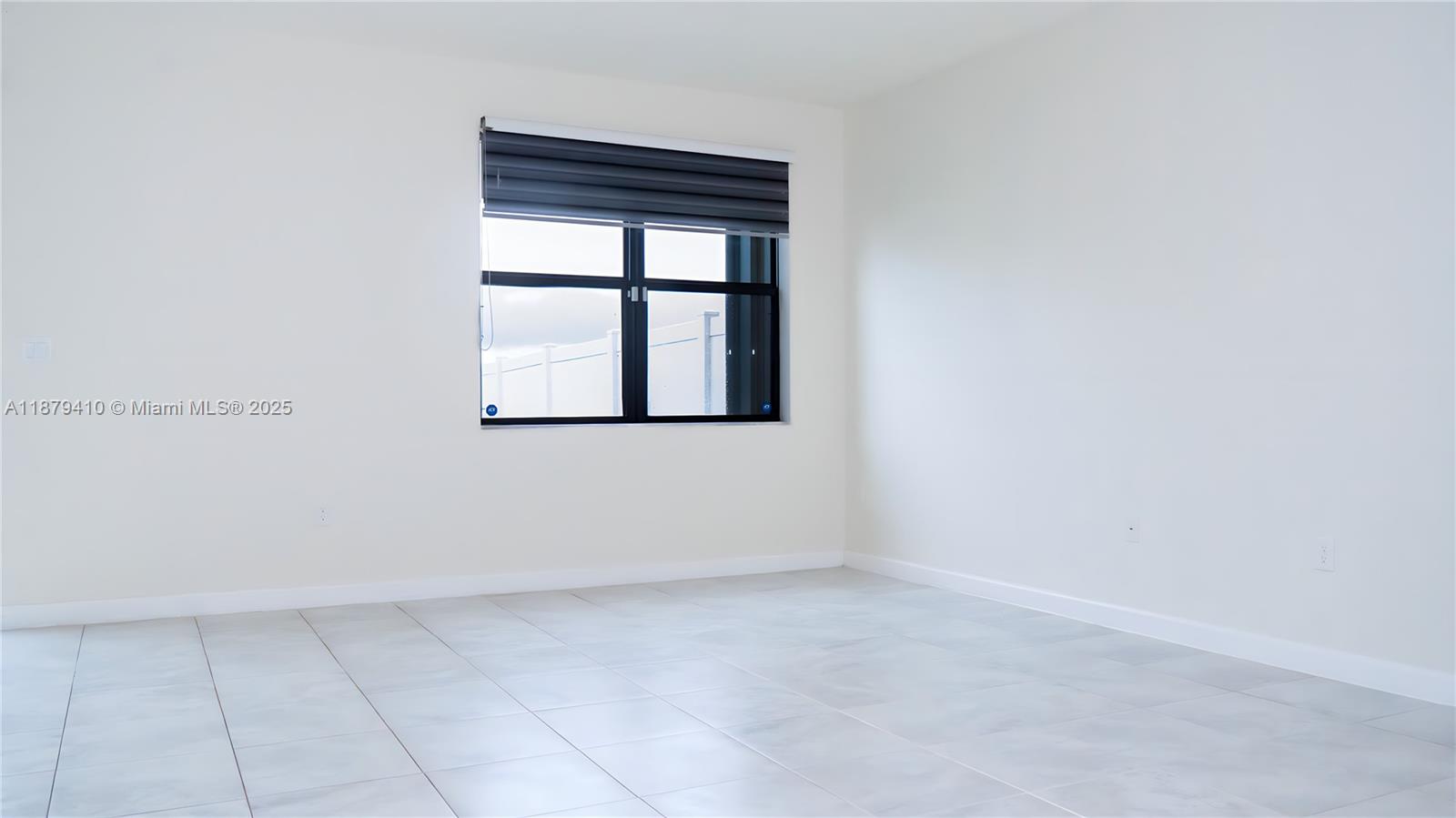 AQUABELLA SECTION ONE - Residential