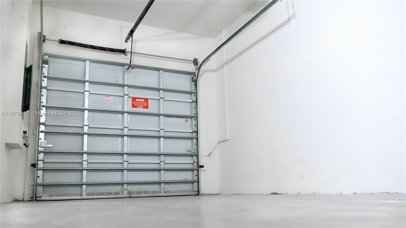 AQUABELLA SECTION ONE - Residential