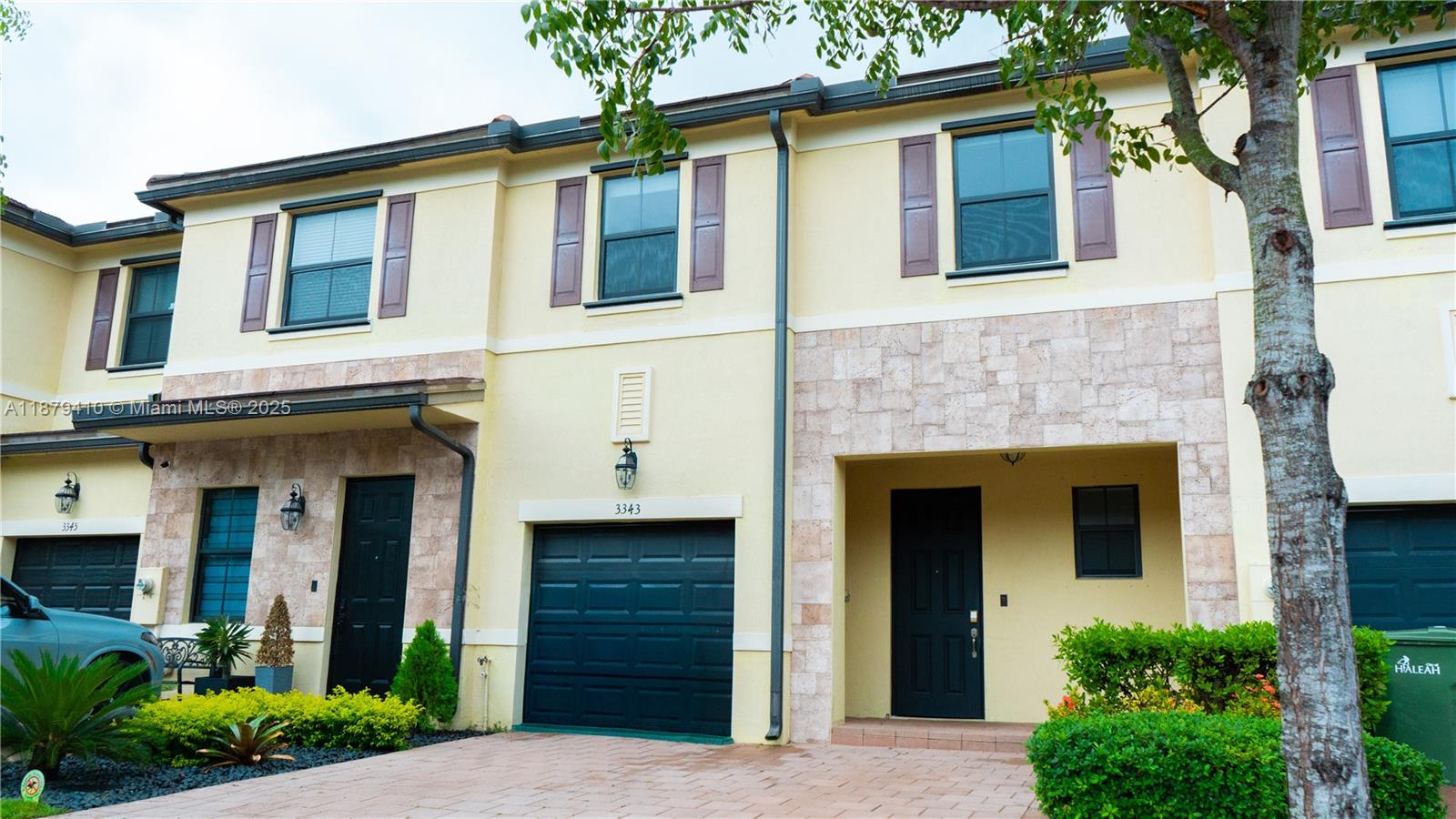 AQUABELLA SECTION ONE - Residential