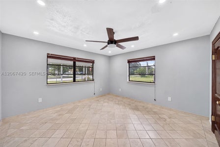 15130 NW S RIVER DR — listing photo 21