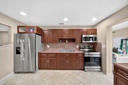 15130 NW S RIVER DR — listing photo 12