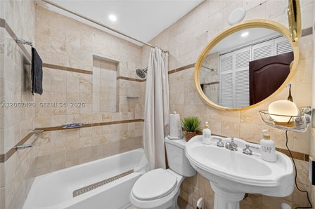 15130 NW S RIVER DR — listing photo 20