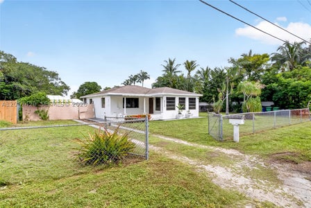 15130 NW S RIVER DR — listing photo 24
