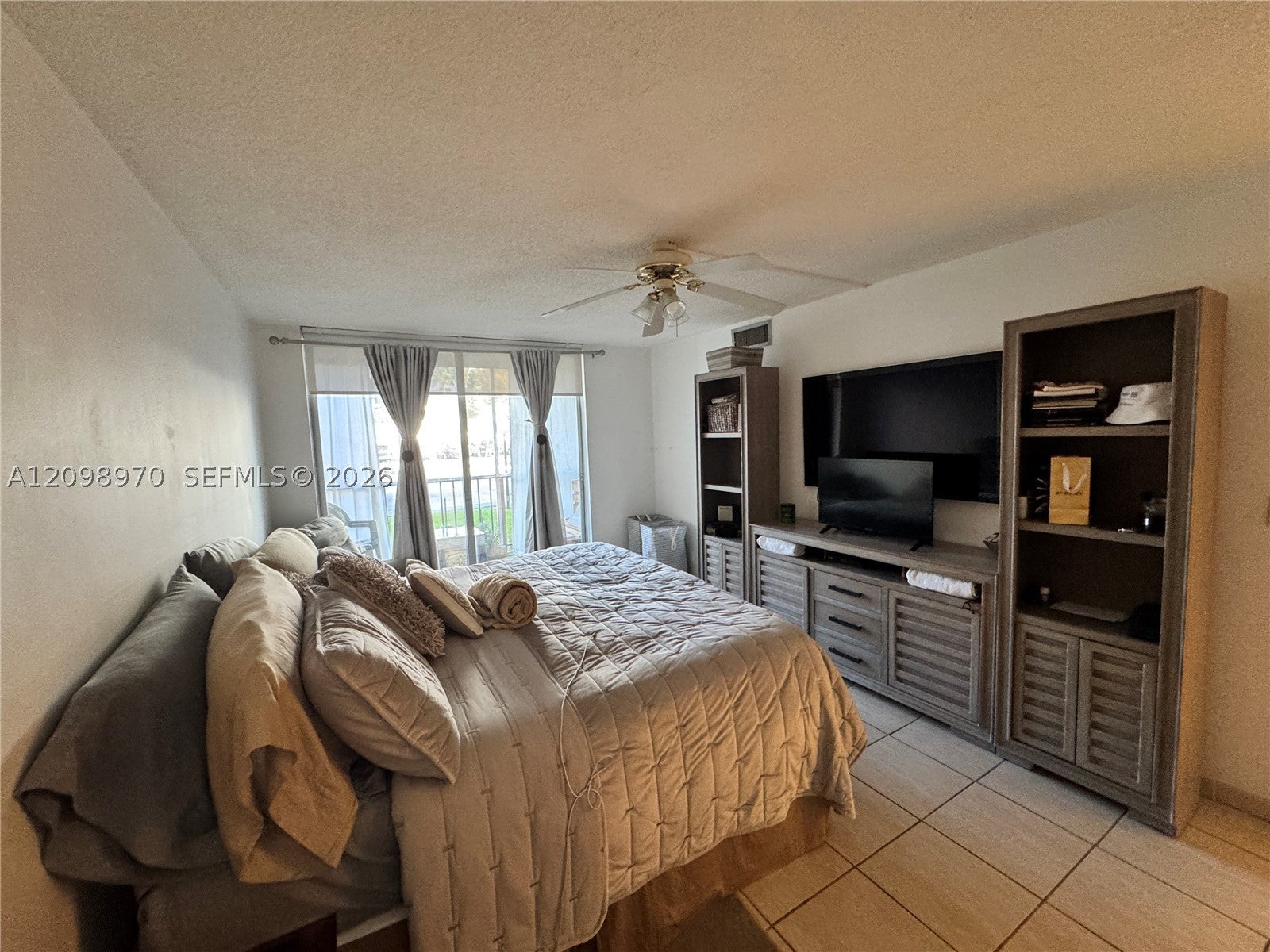 701 Three Islands Blvd 103