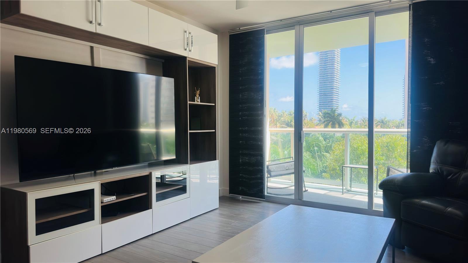 OCEANVIEW BUILDING A COND - Residential