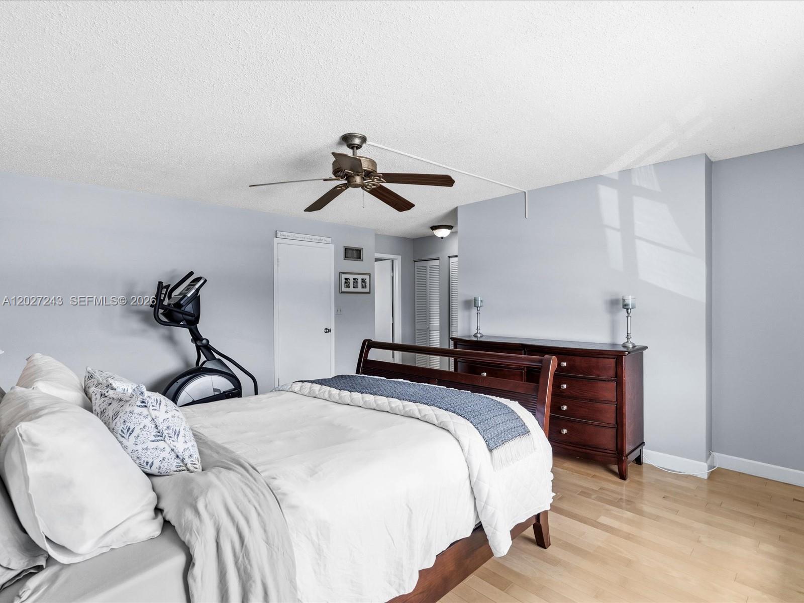 VILLAS OF SHERIDAN CONDO - Residential