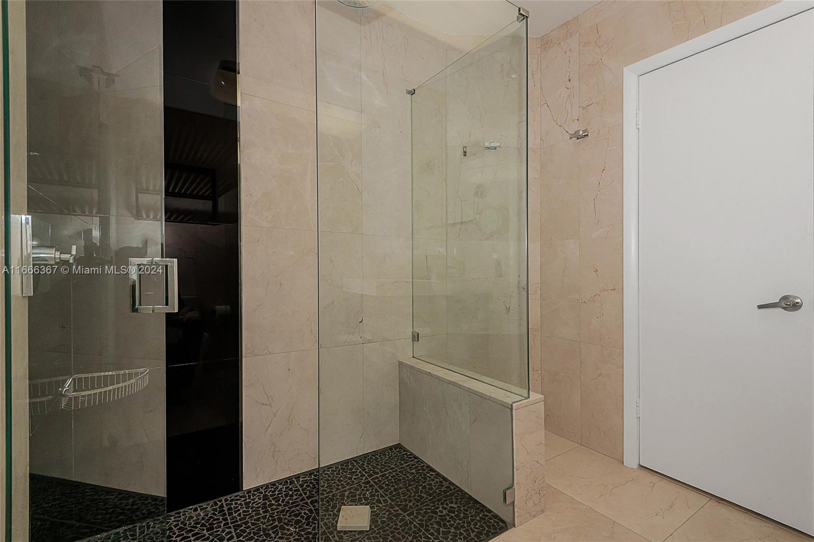 Bel Air 32 - 10 B - Residential
