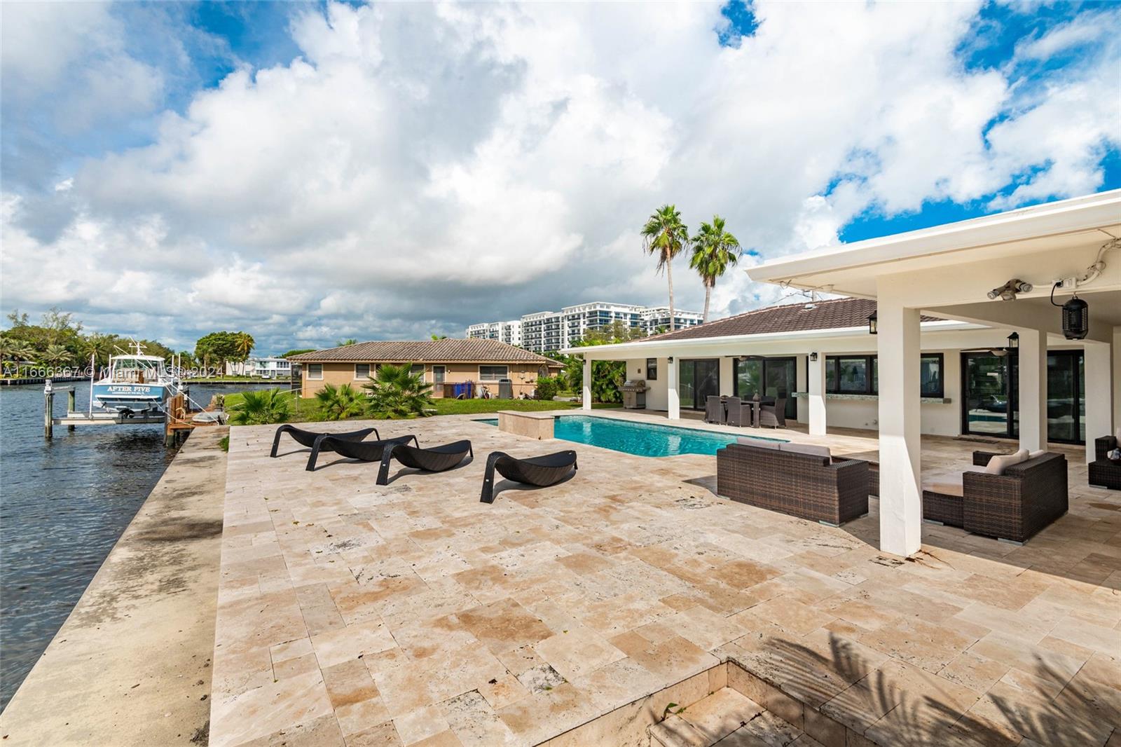 Bel Air 32 - 10 B - Residential