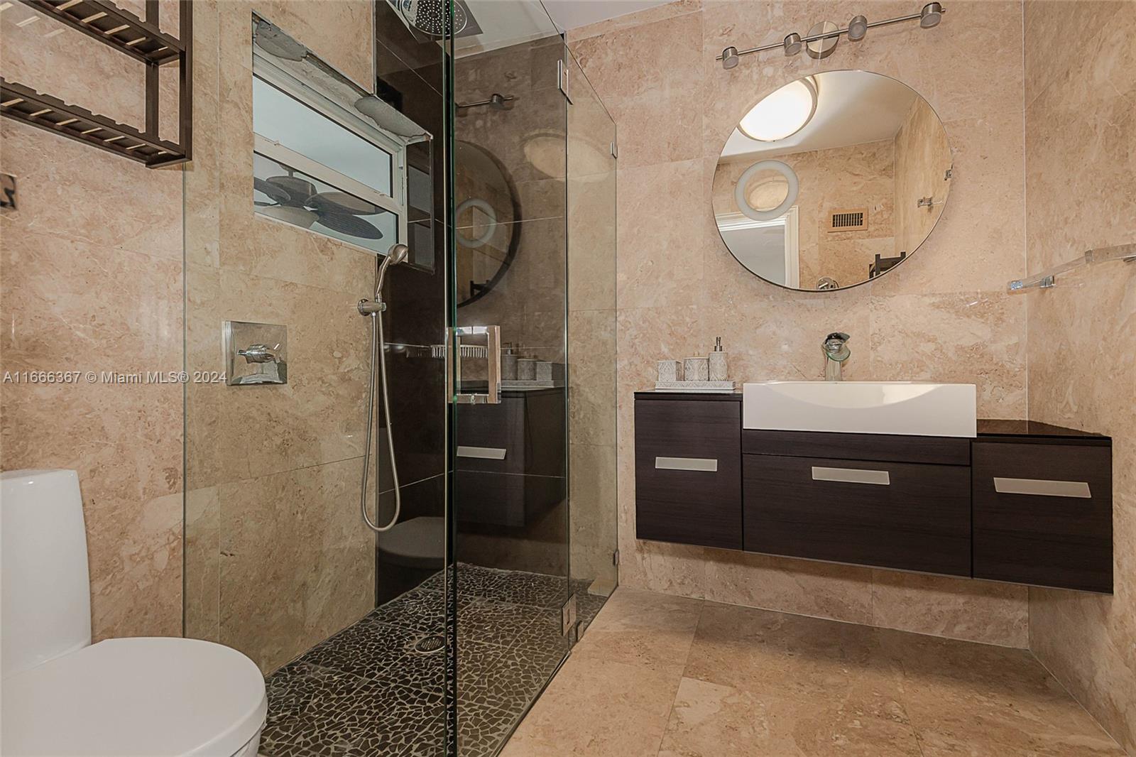 Bel Air 32 - 10 B - Residential