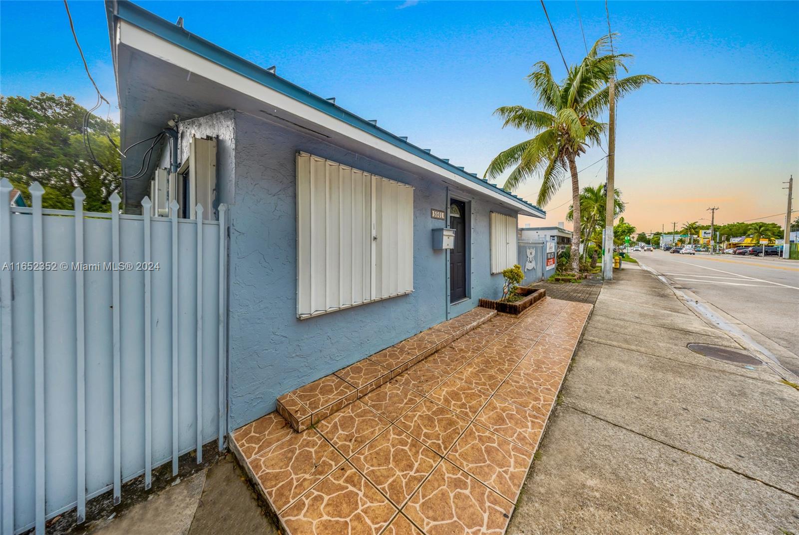 RAILWAY SHOPS ADDN 1ST AD - Residential