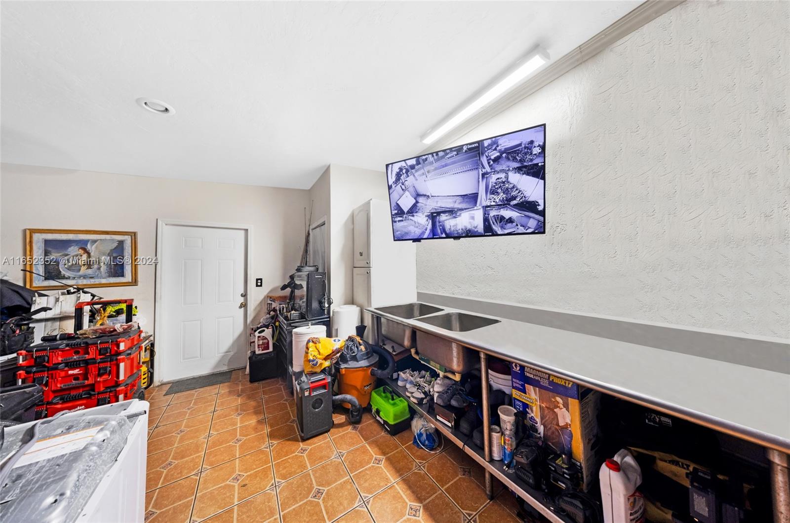 RAILWAY SHOPS ADDN 1ST AD - Residential