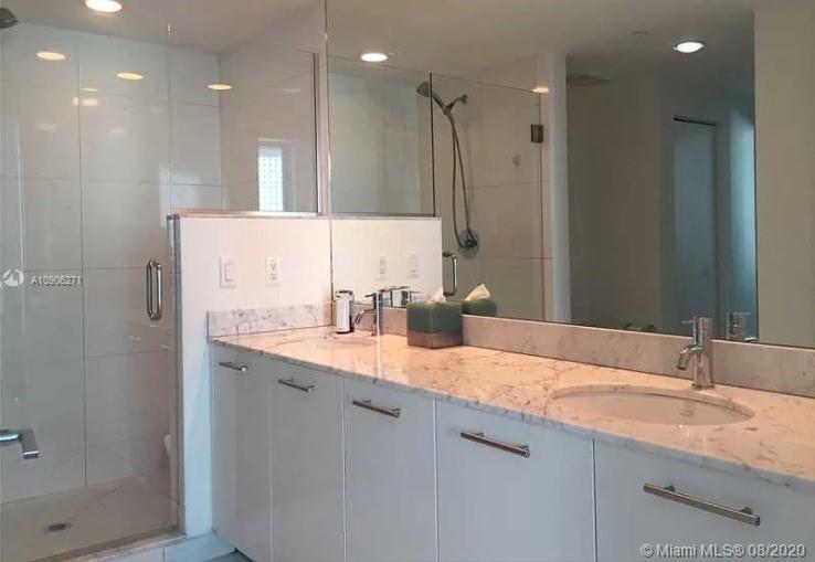 500 BRICKELL - Residential Lease