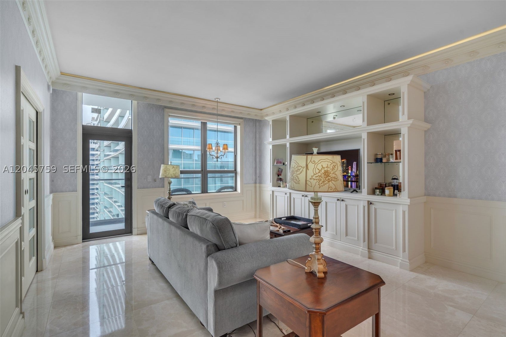 10185 Collins Ave PH23