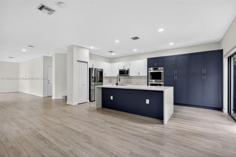 21372 NE 2nd Ct Miami FL 33179