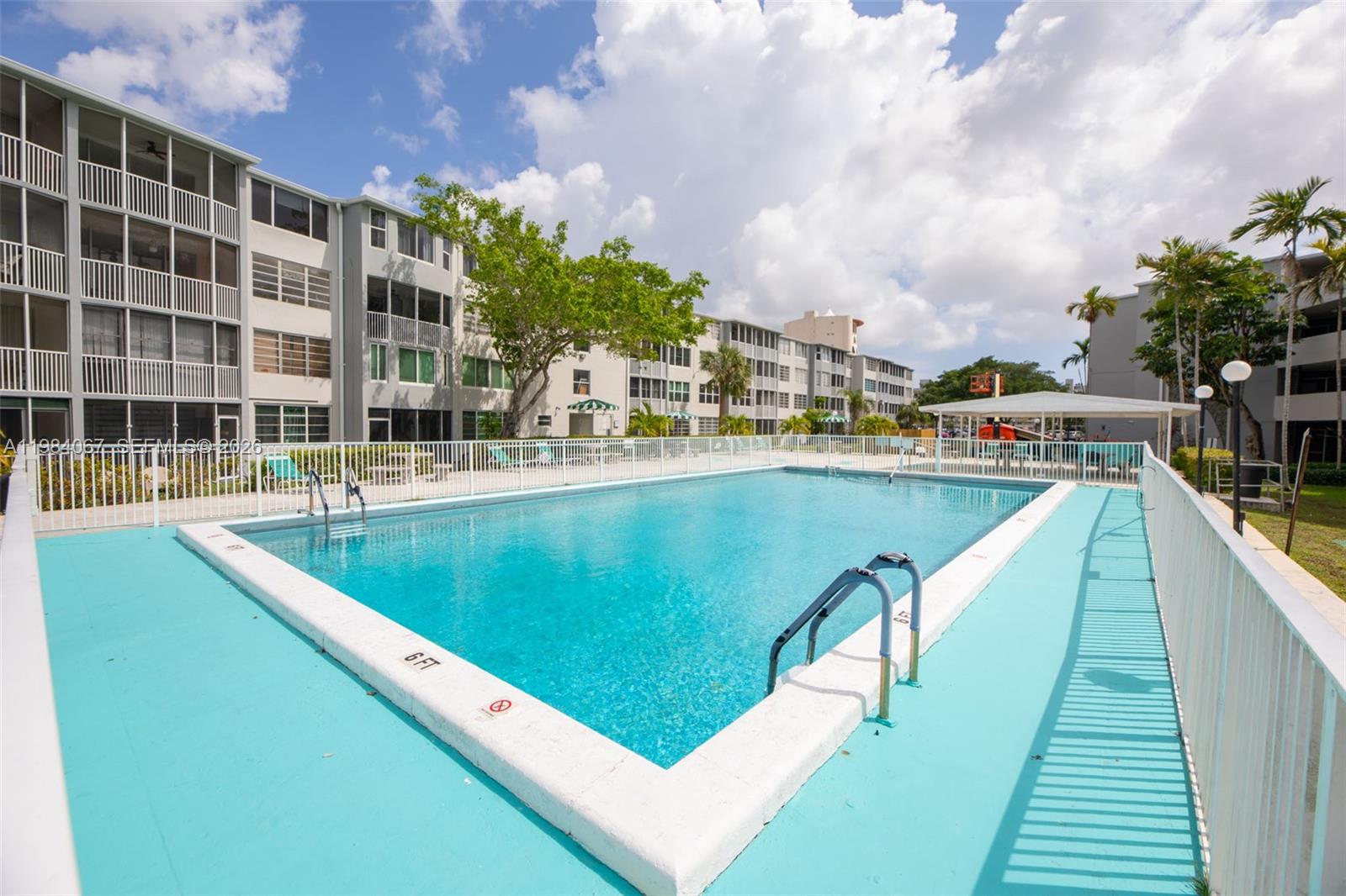 JADE WINDS GROUP ALLAMAND - Residential