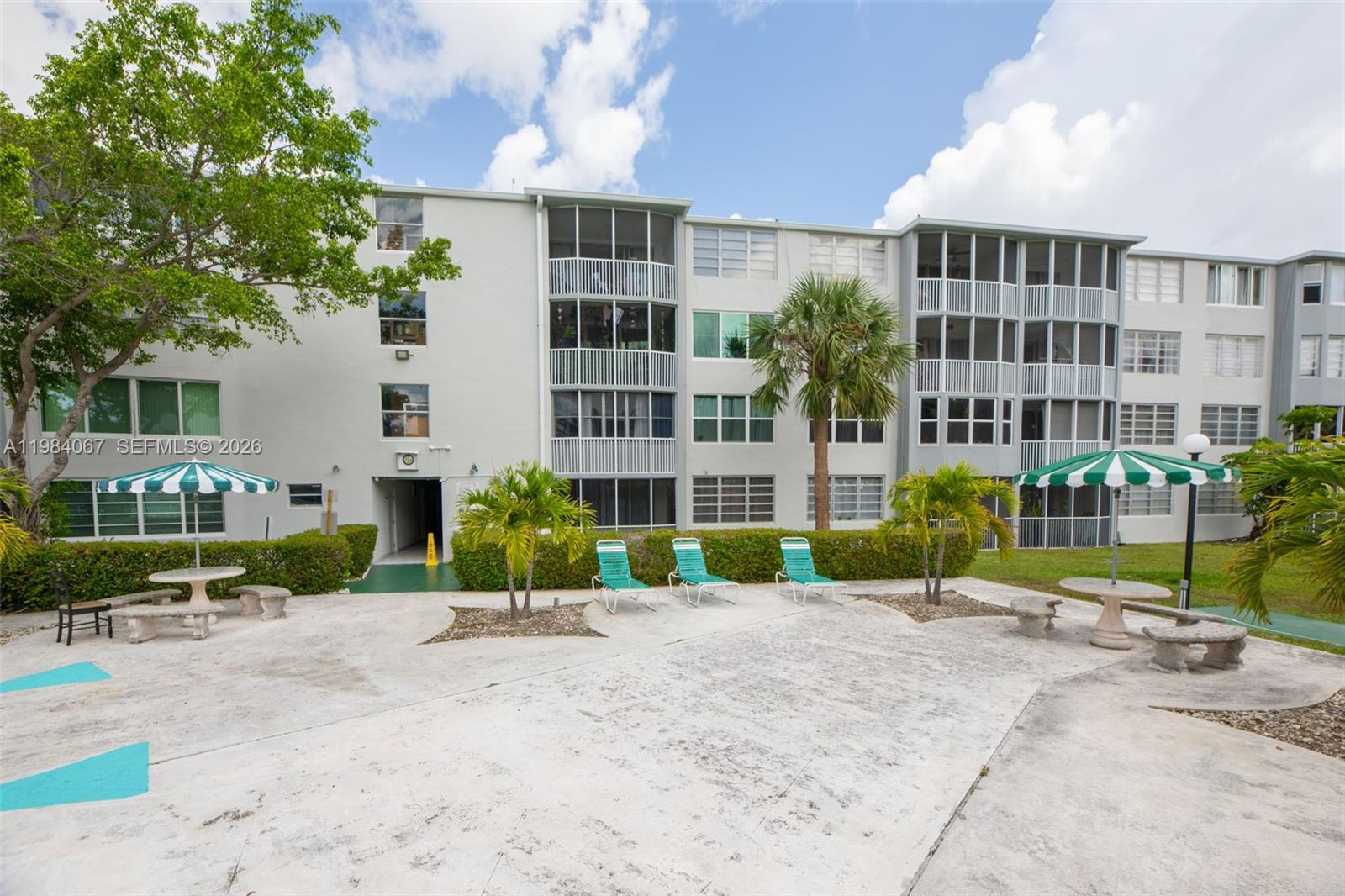 JADE WINDS GROUP ALLAMAND - Residential