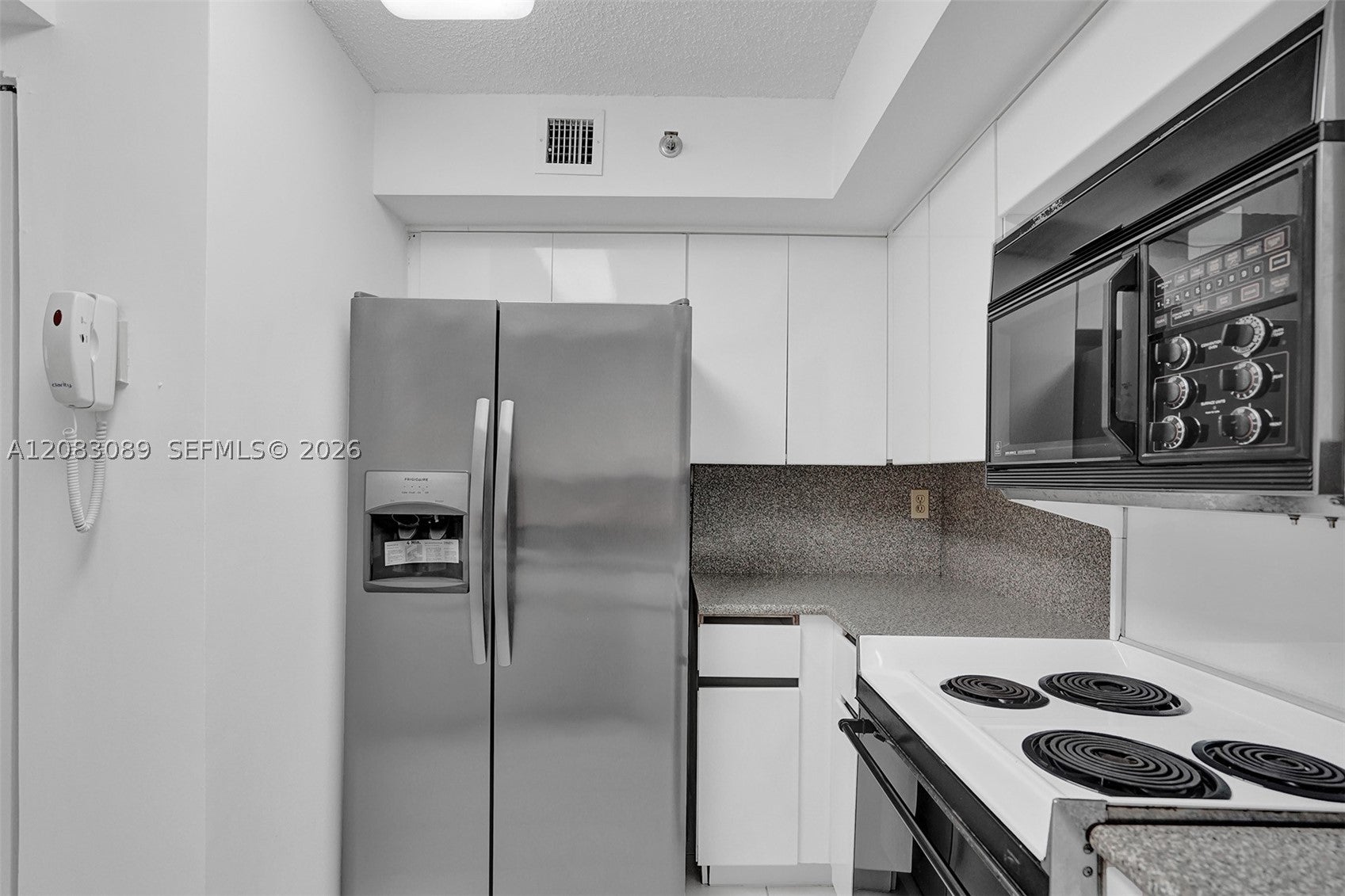 6767 Collins Ave 307