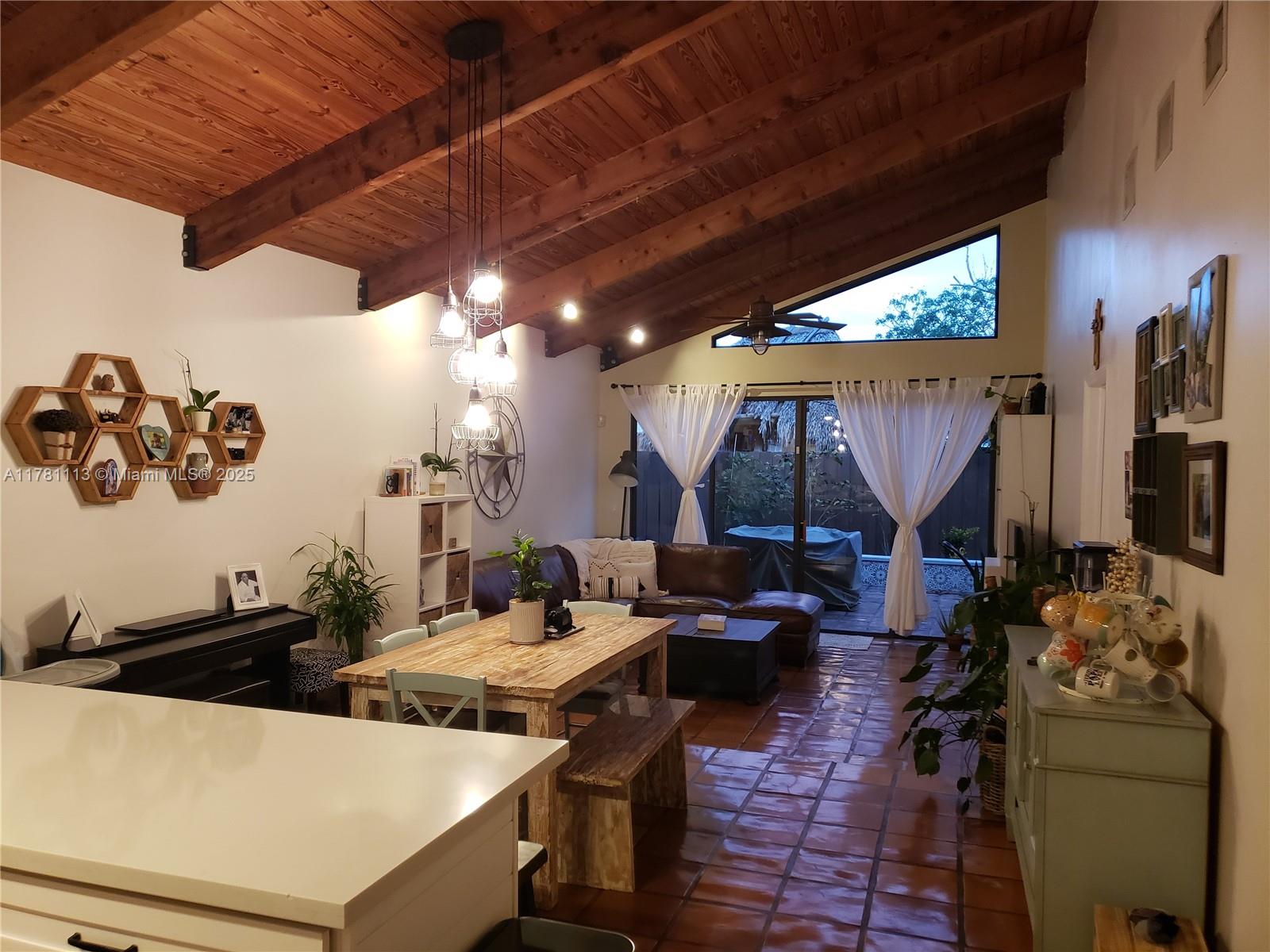 11269 Sw 112th Circle Lane East Ln 11269, Miami, Broward County, Florida - 2 Bedrooms  
2 Bathrooms - 