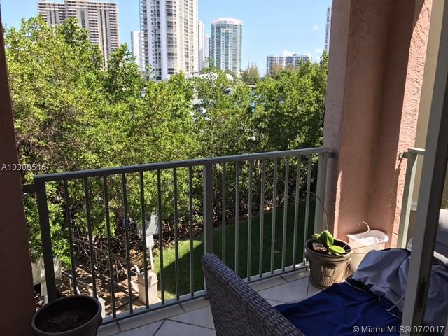 THE YACHT CLUB AT AVENTUR - Residential Lease