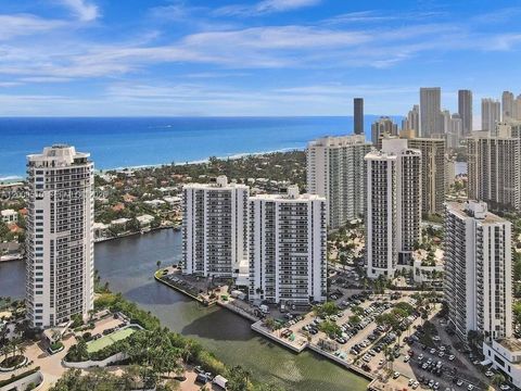 Photo of 20515 E Country Club Dr #1642, Aventura, FL 33180 (MLS # A12009510)